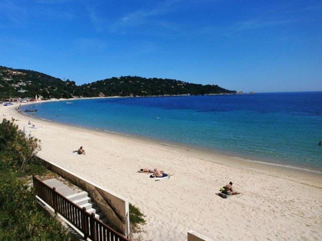 Appartement Paisible Avec Vue Panoramique Mer Et Acces Direct Plage Bormes-les-Mimosas Εξωτερικό φωτογραφία